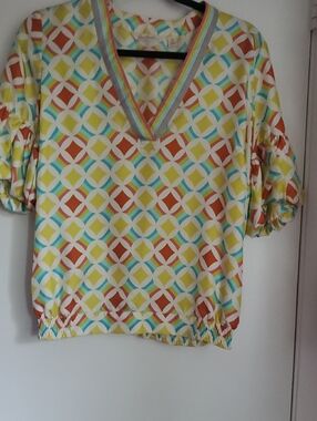 Robert Graham Multicolor Geometric V-Neck Blouse